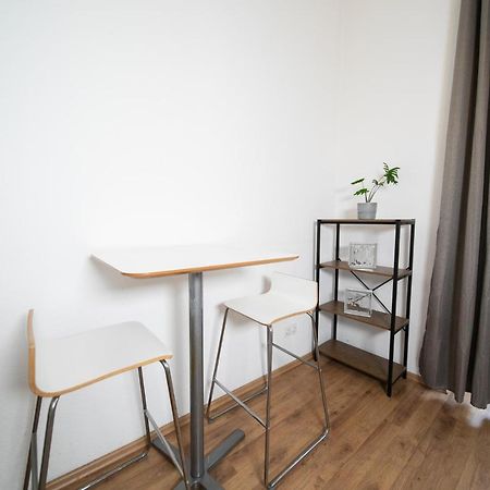 White 60 Qm Apartment - Zentral - Balkon - Messe Ντίσελντορφ Εξωτερικό φωτογραφία